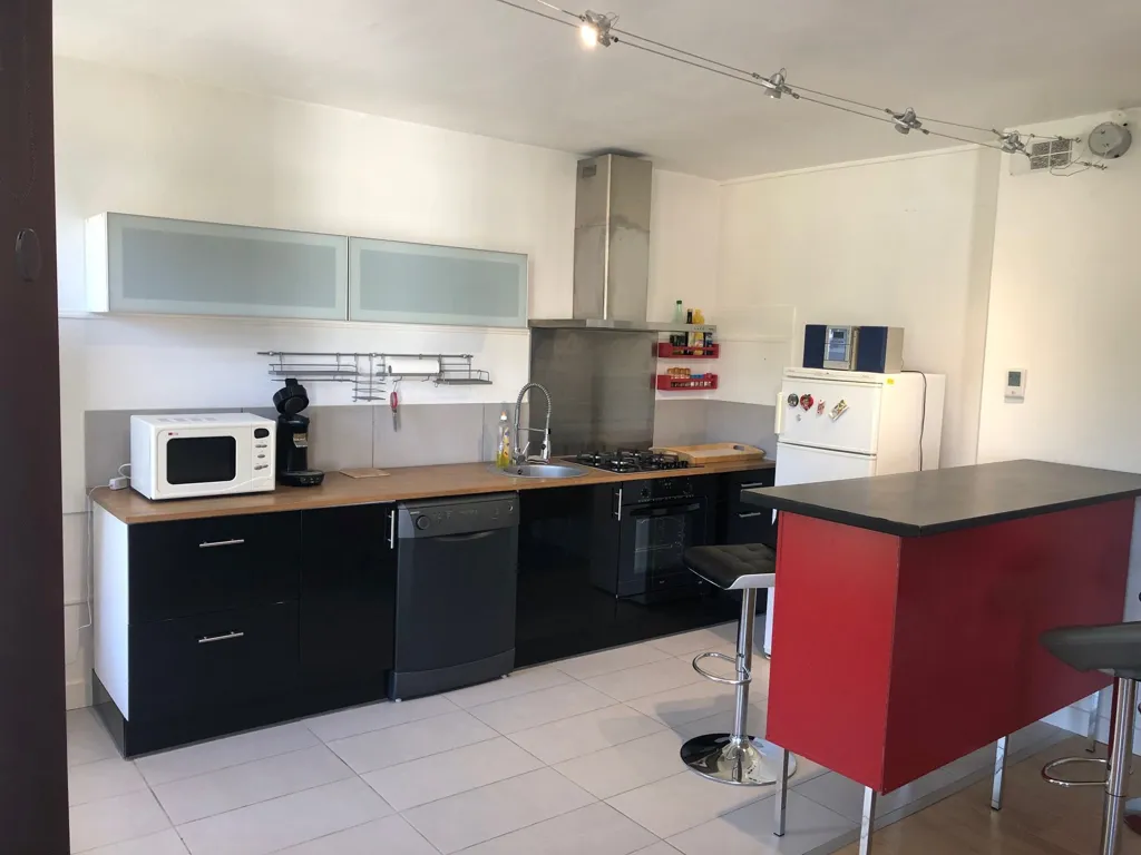 Cuisine - Appartement Meublé avec Balcon à Périgueux