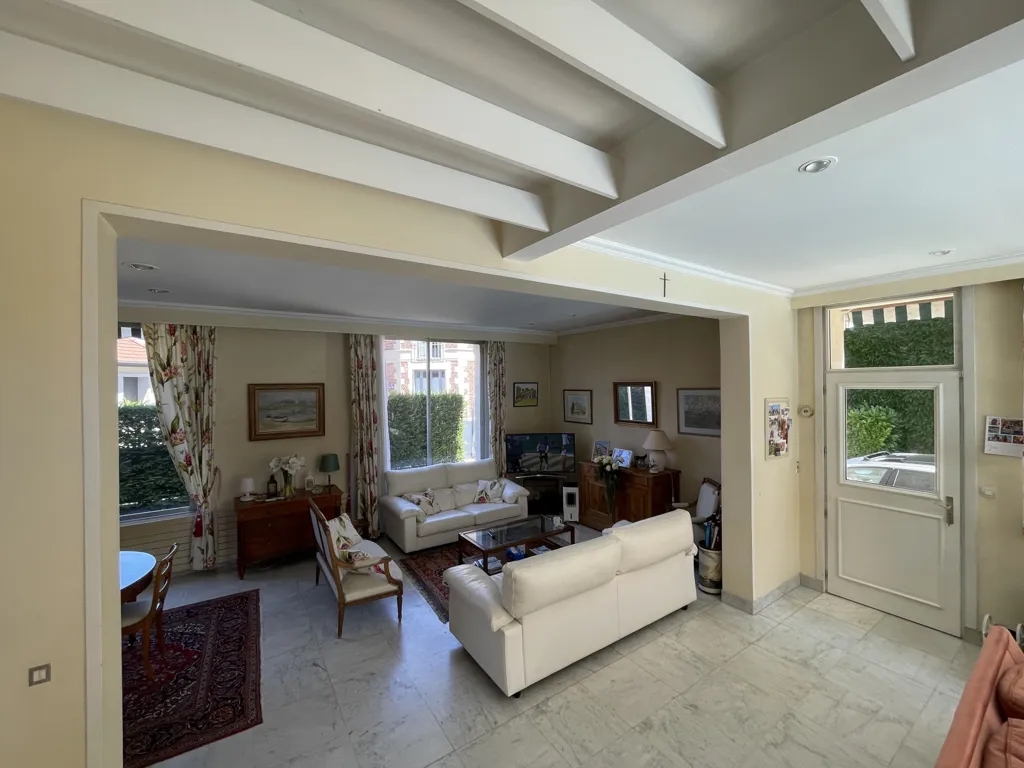 Elutuba - Luxury House with Pool in Compiègne