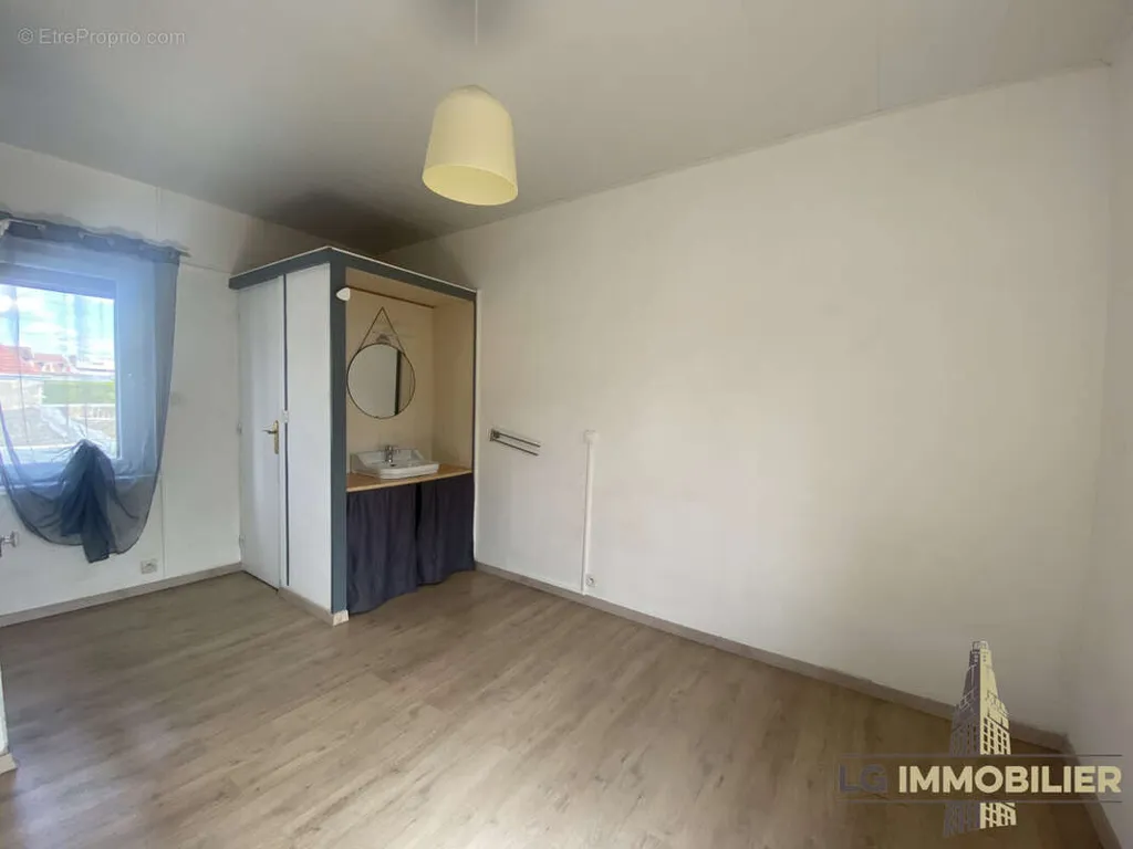 Toad - Compact Maison in Saint Roch, Amiens