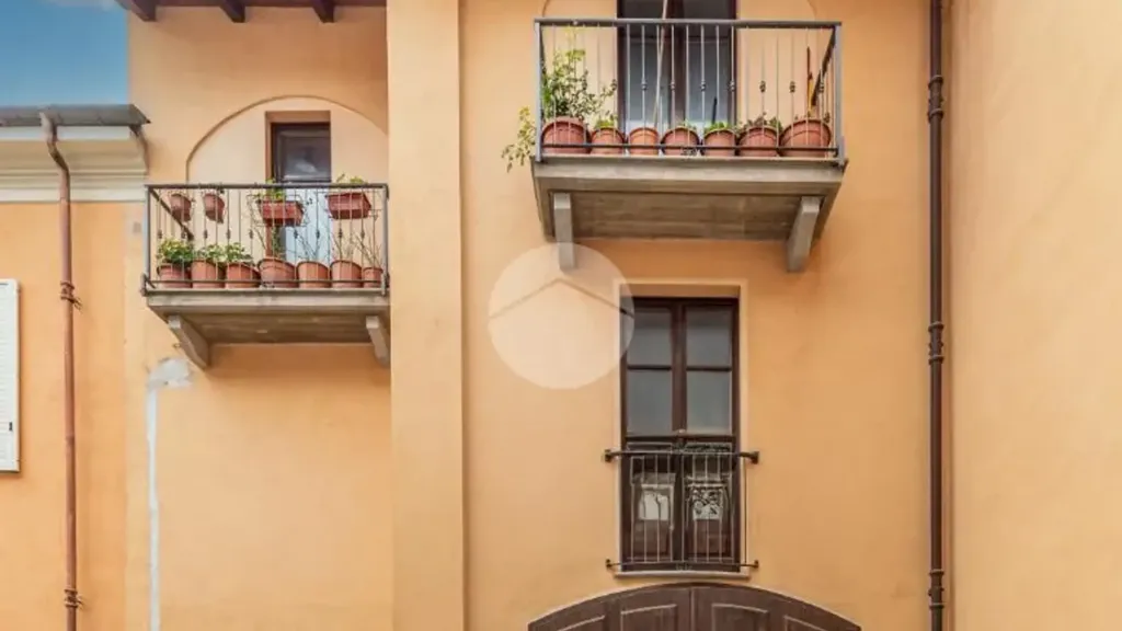 Exterior - Apartment with Balcony in Giaveno Centre
