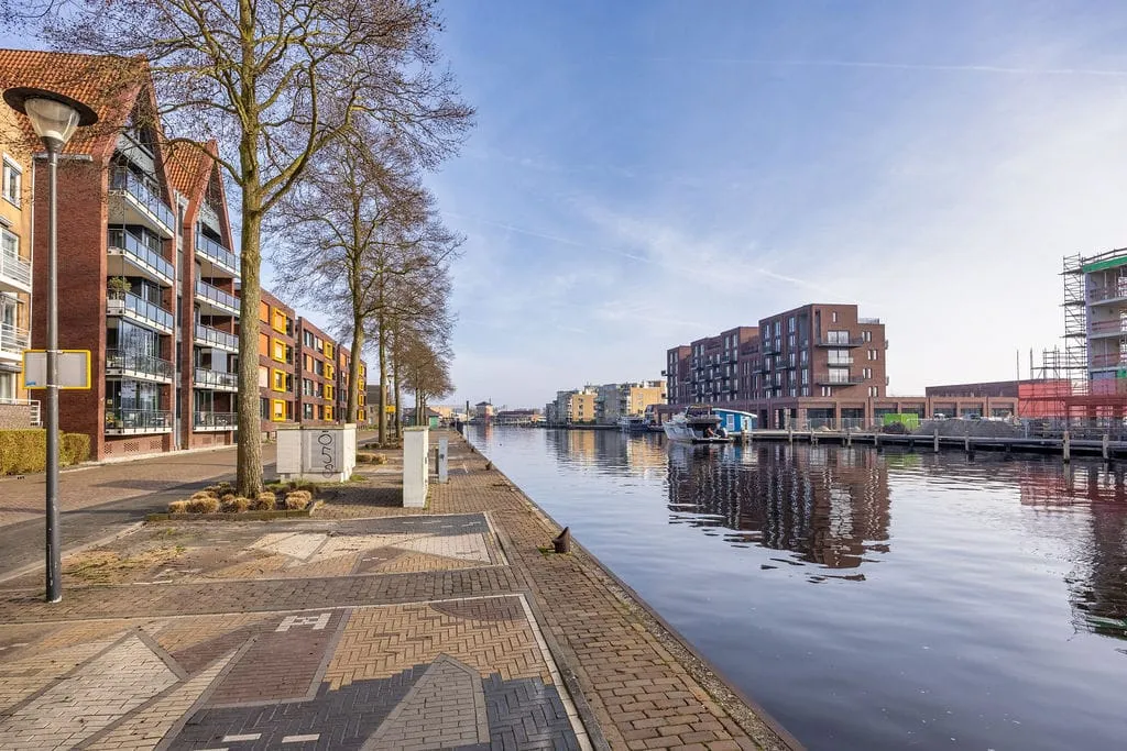 Extérieur - Modern Apartment with Balcony in Sneek