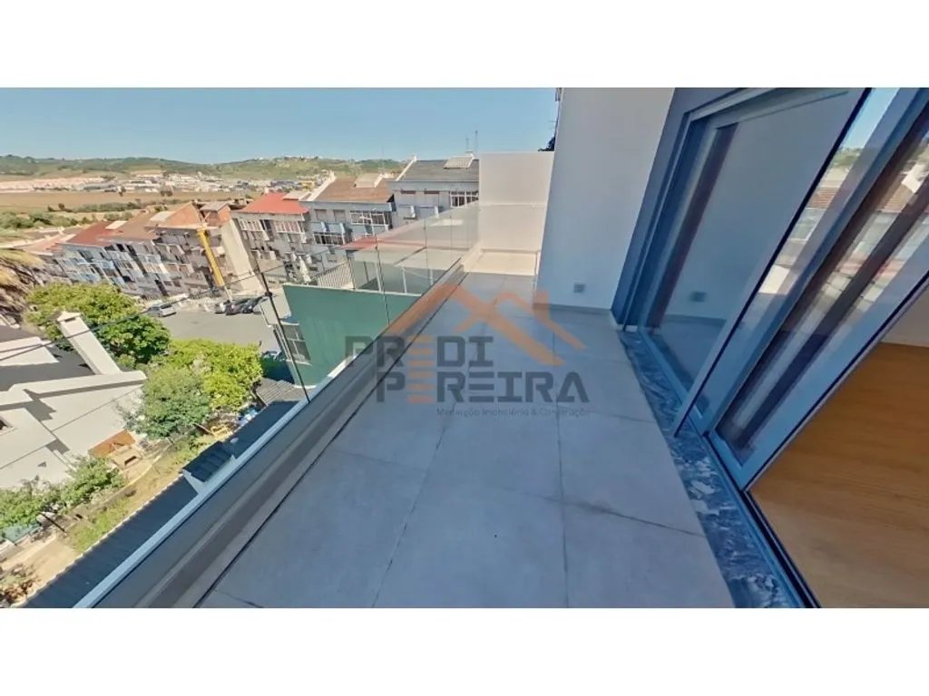 Balcone - Luxury House with Pool in Loures, Lisbon