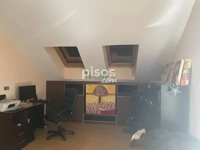 Pièces - Maison 4 chambres à ES