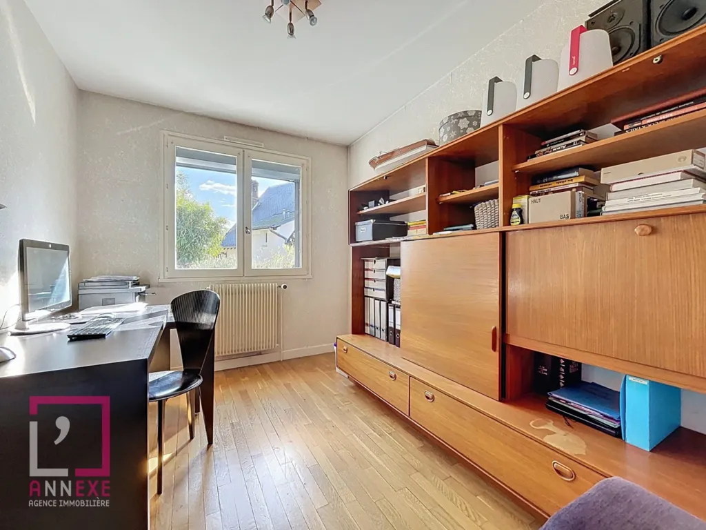 Office - 8-room house in Rochetaillée-sur-Saône