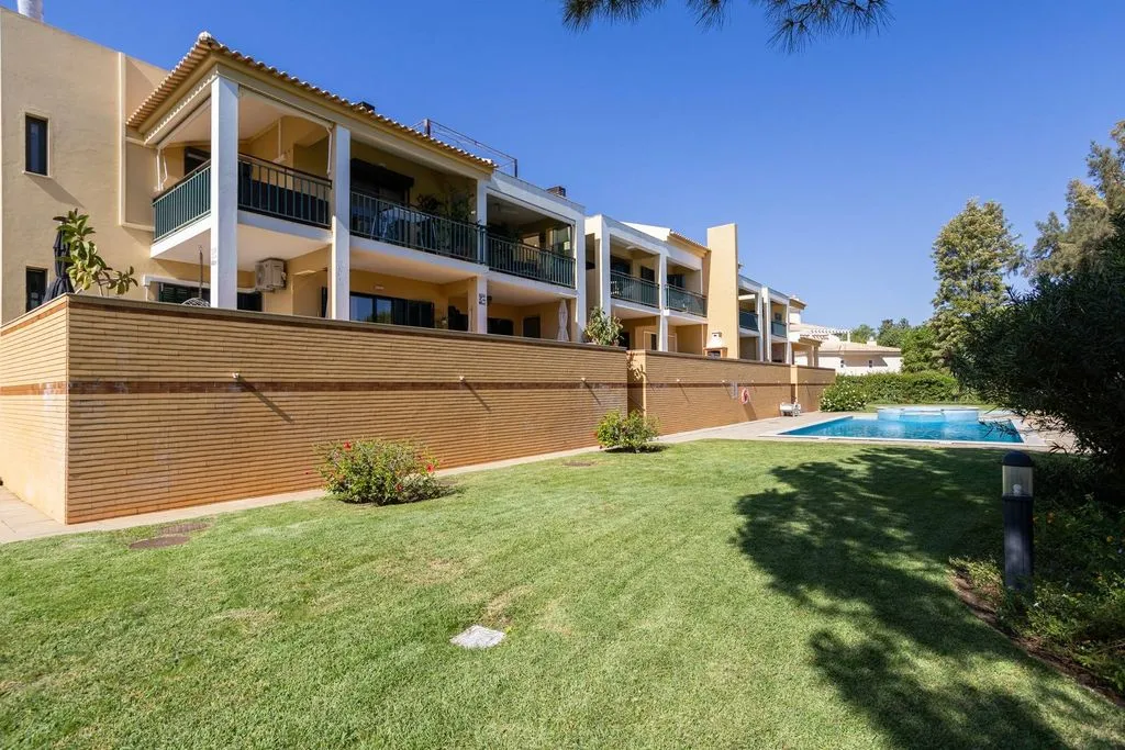 Piscine - Luxury Flat with Golf Course Views in Vilamoura