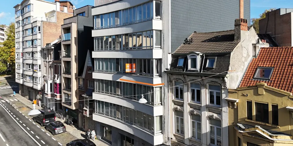 Õhuvaade - Renovated Apartment with Terrace near Citadelpark, Ghent