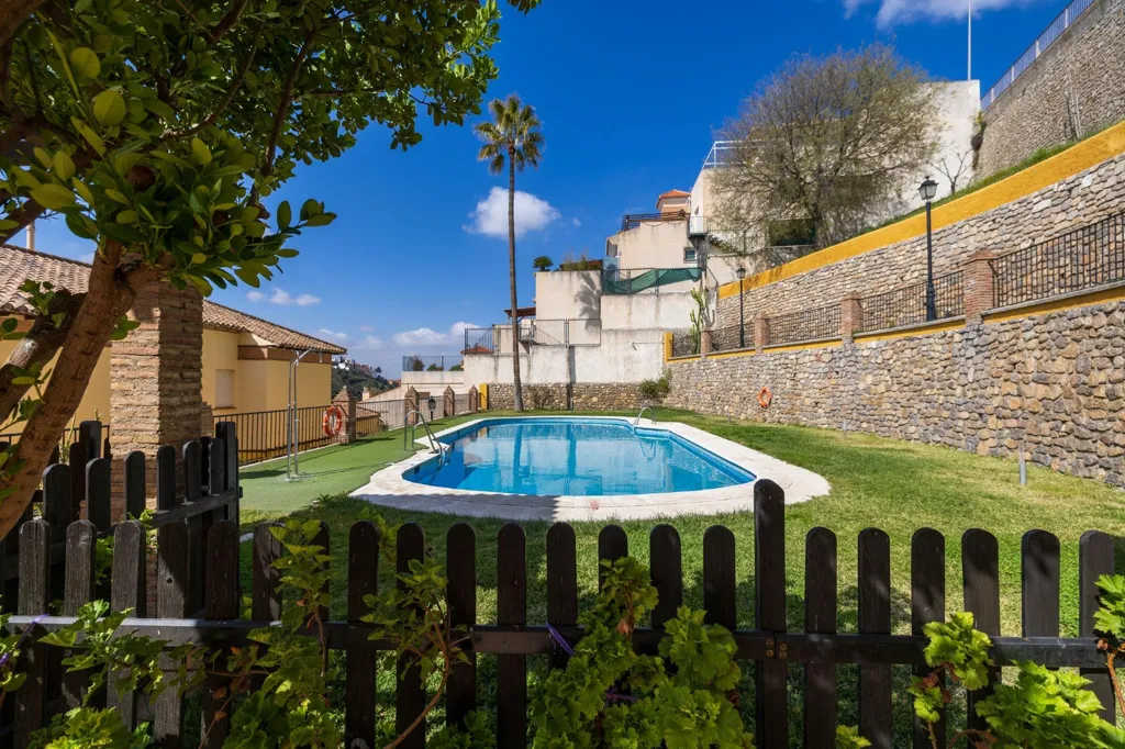 Piscine - Townhouse with Terrace in La Bermejana