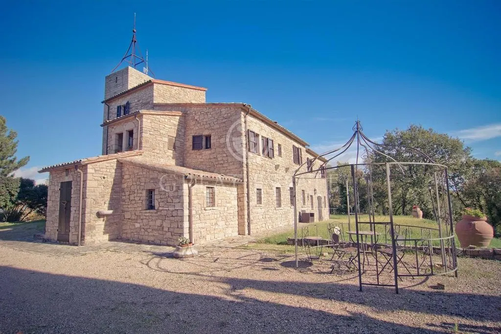 Exterior - Ancient Castle with Pool in Umbria