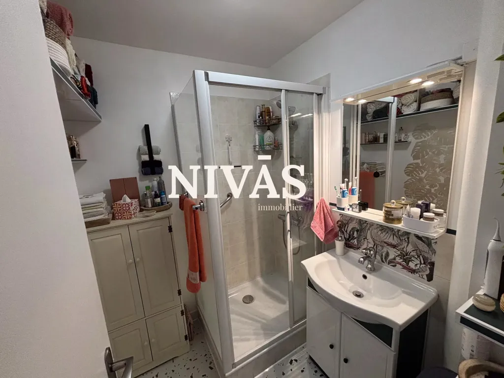 Bathrooms - Charming T2 with Balcony in Bondy