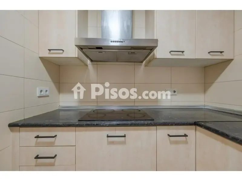Köök - Spacious Apartment with Modern Kitchen in Girona
