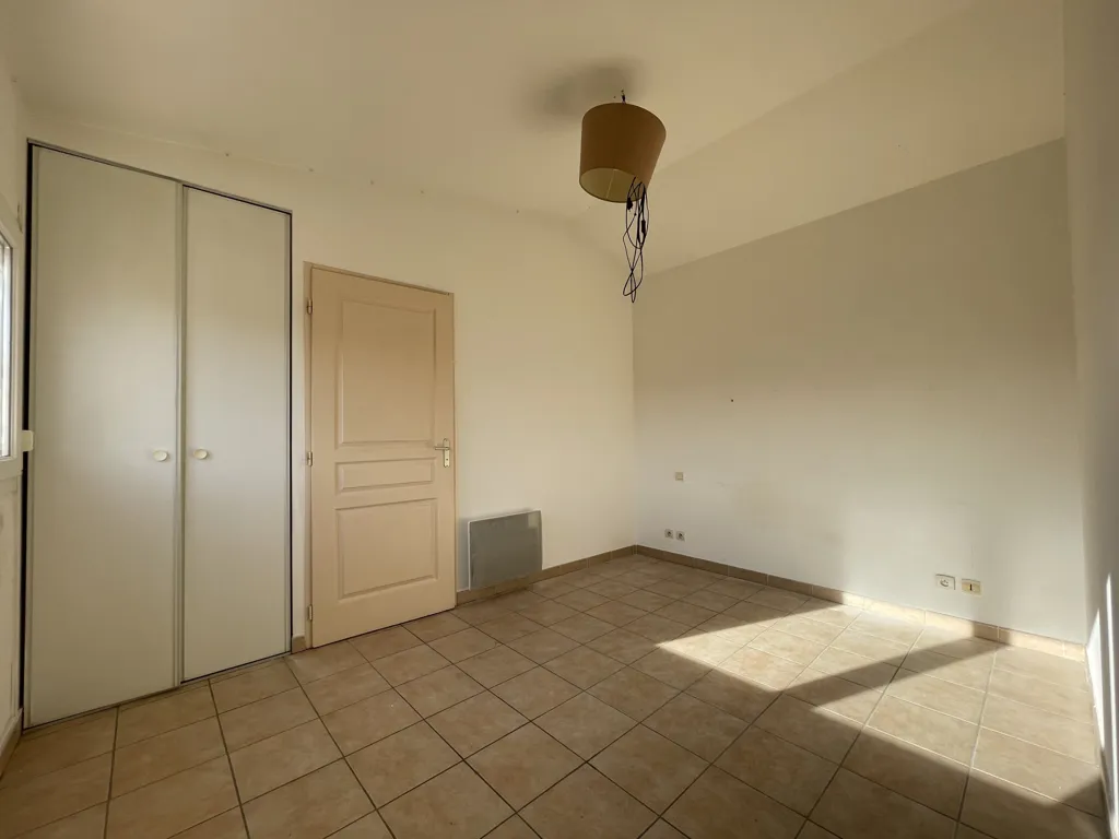 Pièces - Duplex avec Garage Privatif à Perpignan Sud