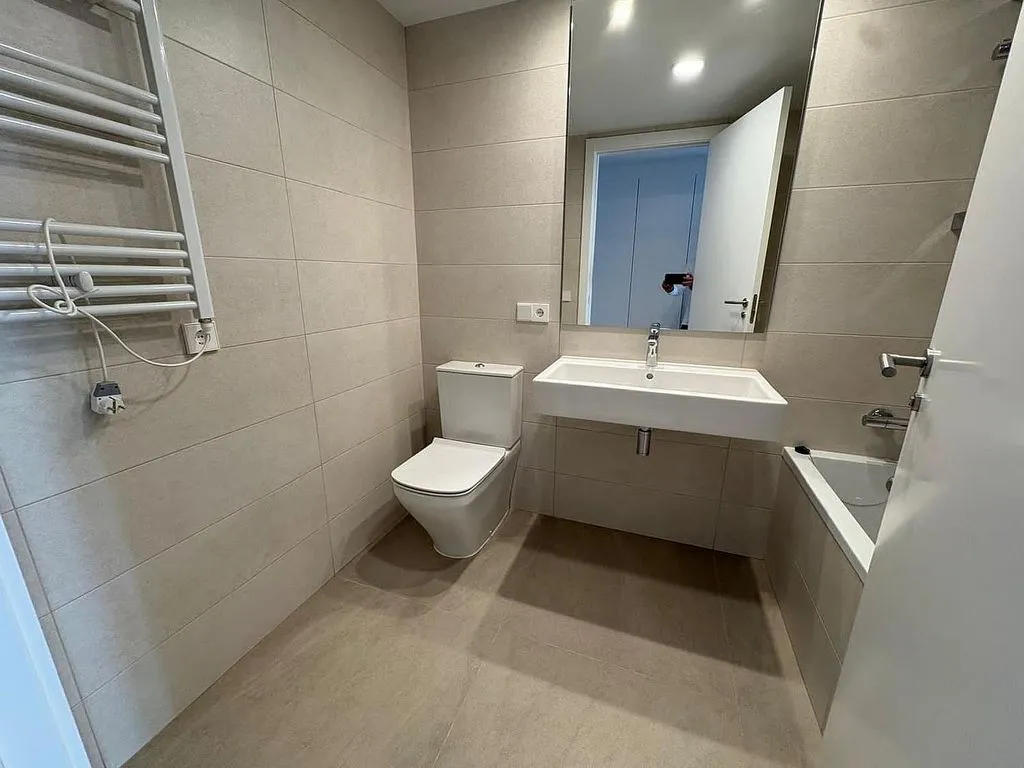 Vannitoad - New Flat with Pool in Campolivar