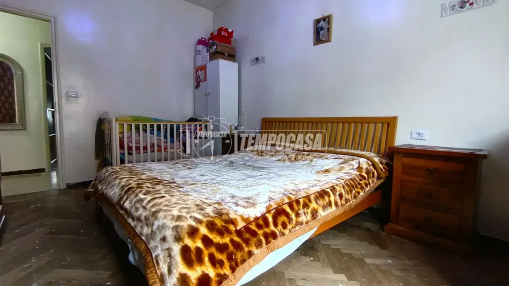 Chambres - Four-Room Apartment with Balcony in Biella
