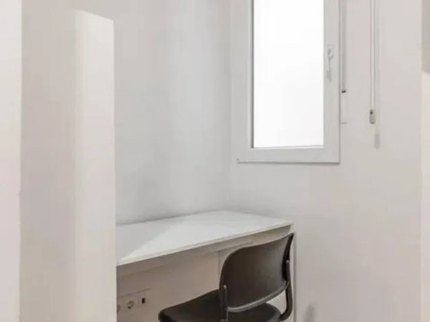 Kabinet - Modernised Flat with Metro Access in Arganzuela