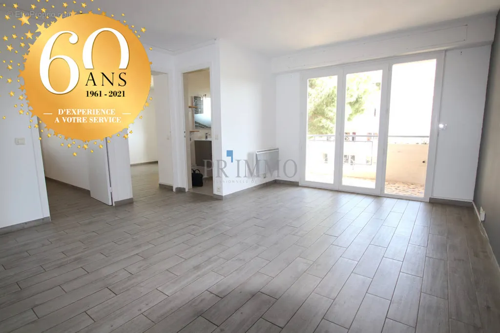 Elutuba - Renovated Flat with Balcony in Fréjus