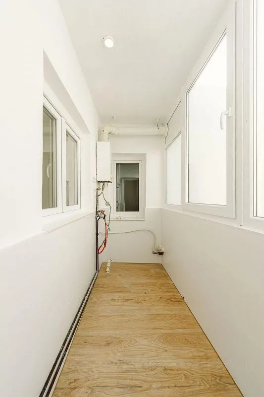 hallway_entrance