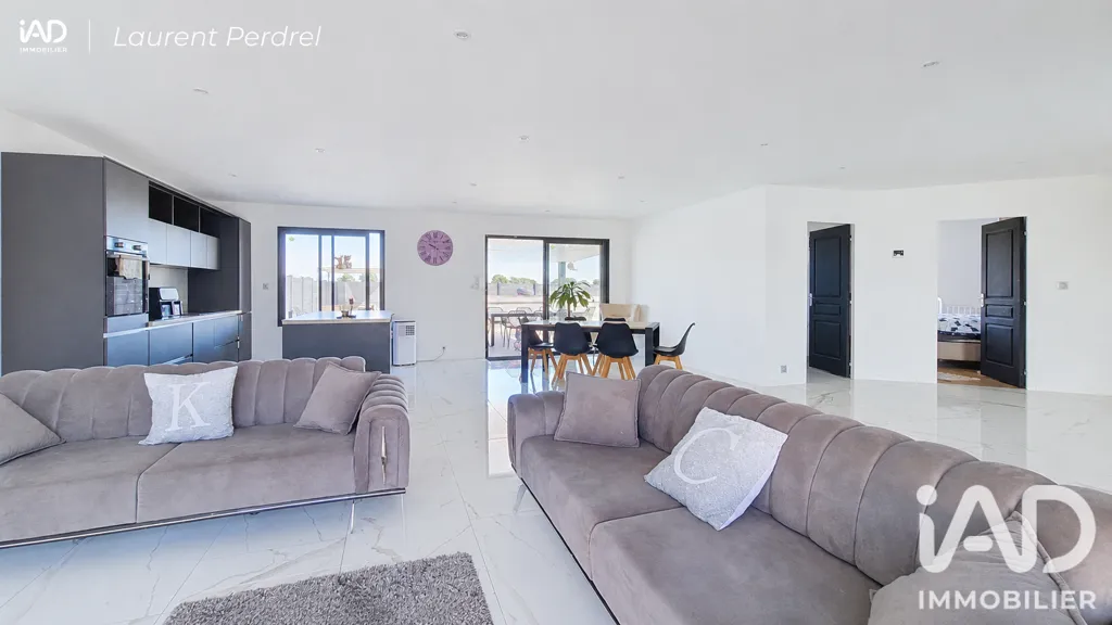 Soggiorno - Contemporary House with Pool in Allaire