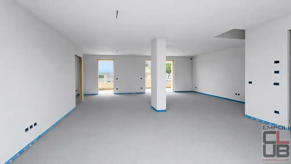 Pièces - Penthouse with Terraces in Empoli