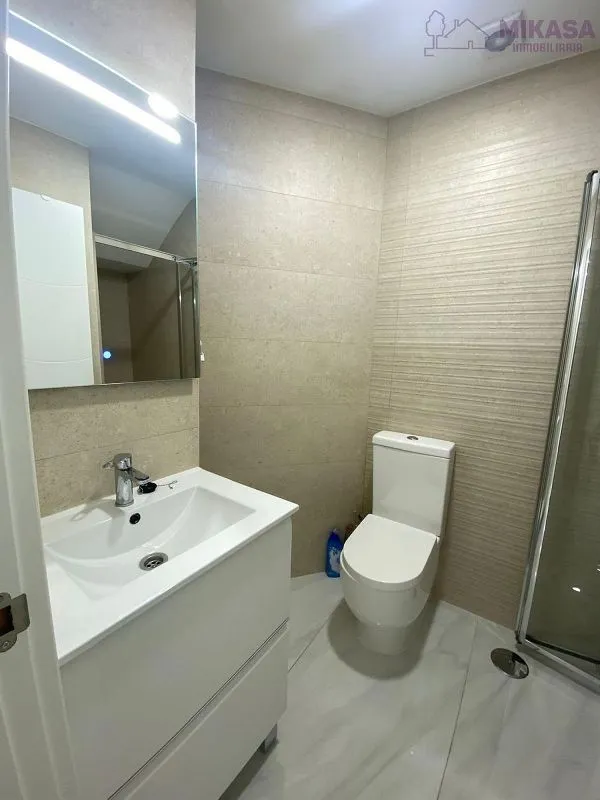 Vannitoad - Ample Garden Flat in Móstoles