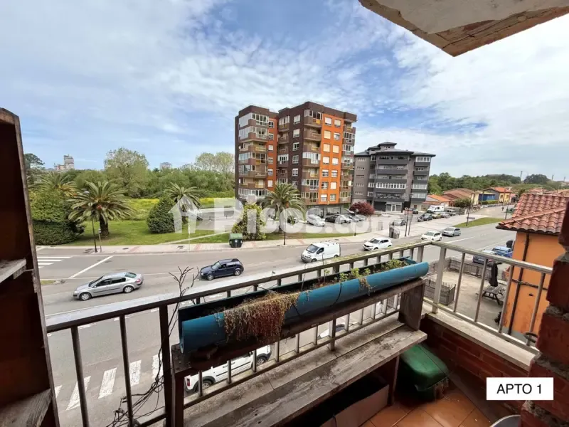 Balcon - Appartement 5 chambres à ES