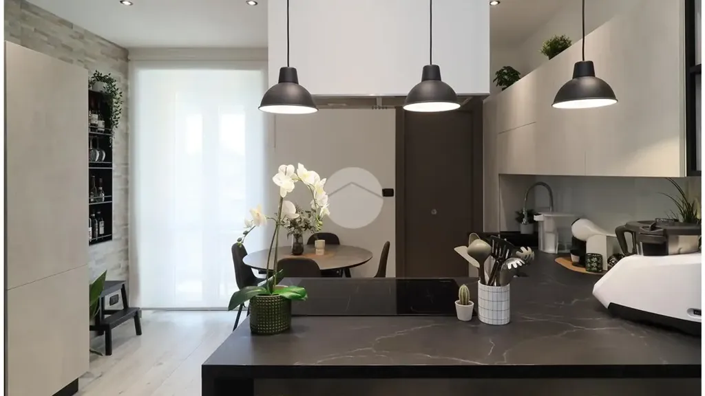 Cuisine - Modernised Apartment with Balcony in Lucento, Turin