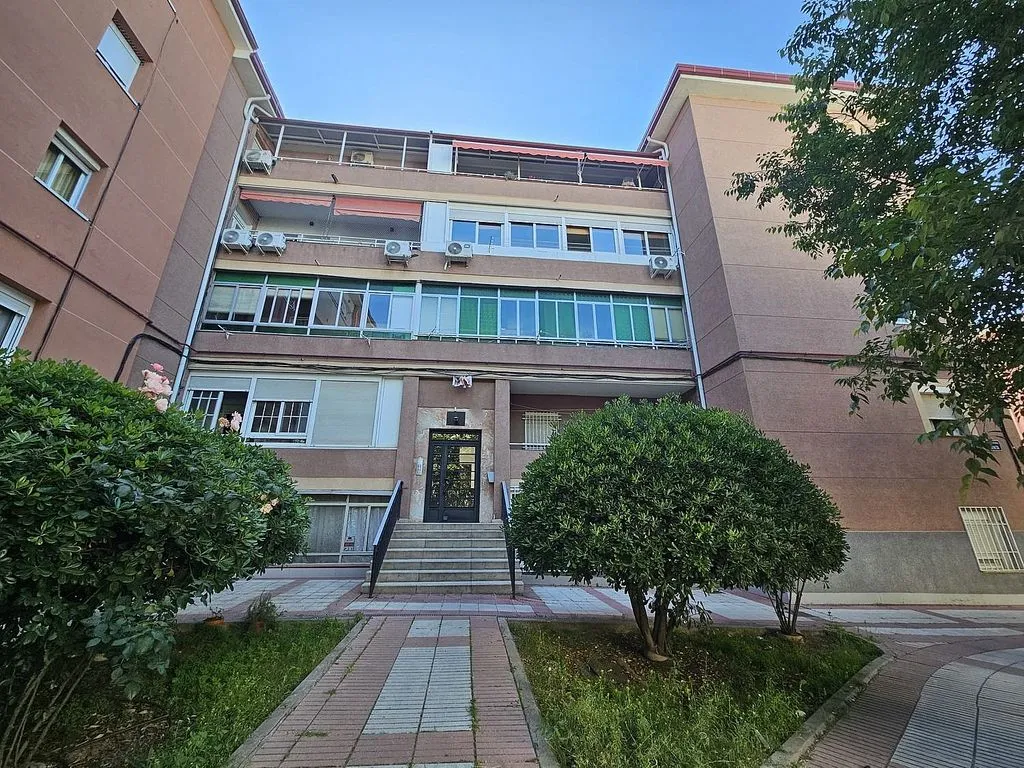 Extérieur - Apartment with Garage in Ciudad Pegaso