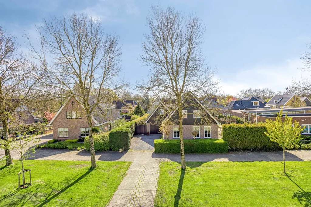 Õhuvaade - Detached House with Serre and Wine Cellar in Middenbeemster