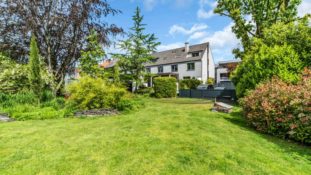 Jardin - Appartement avec Jardin et Terrasse à Genk