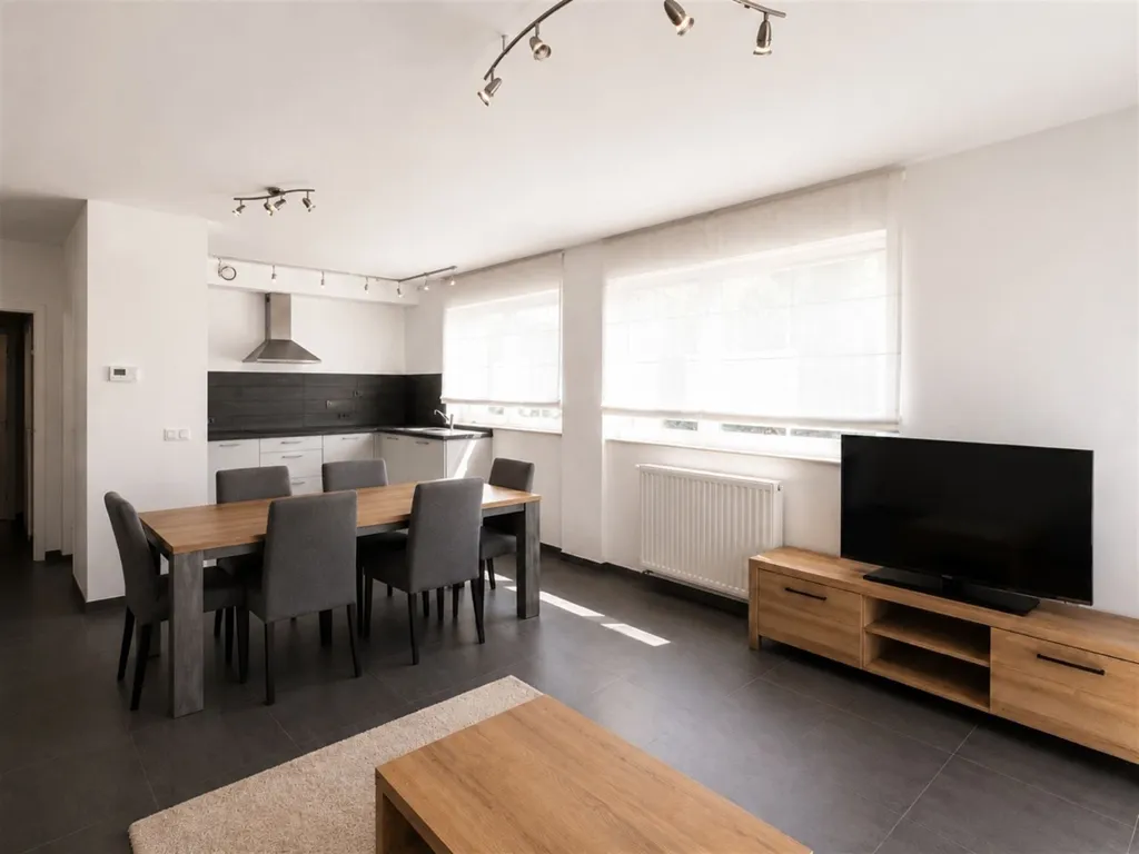 Soggiorno - Two-Bedroom Flat with Terrace in Central Location