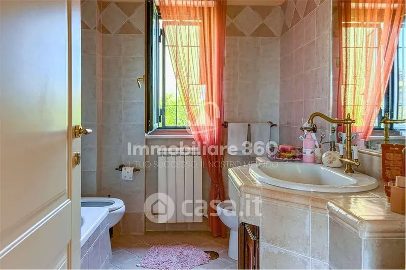 Bagni - Arched Villa with Private Gardens in Rovito