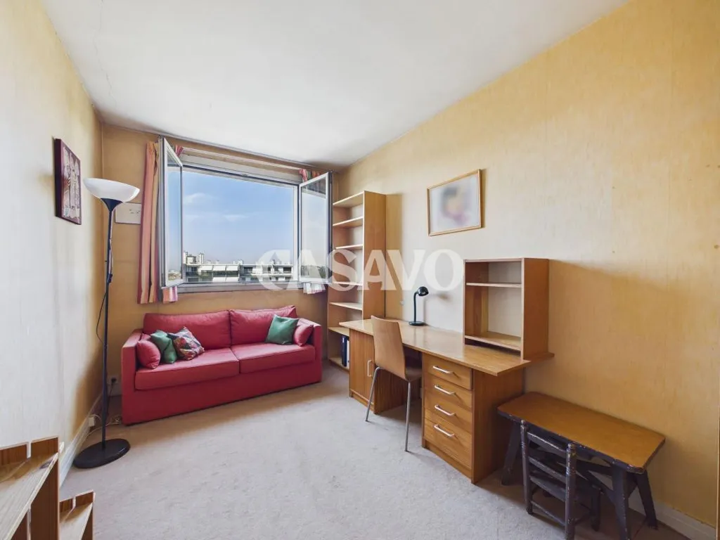 Magamistoad - 4-Piece Flat with Balcony in Saint-Cloud