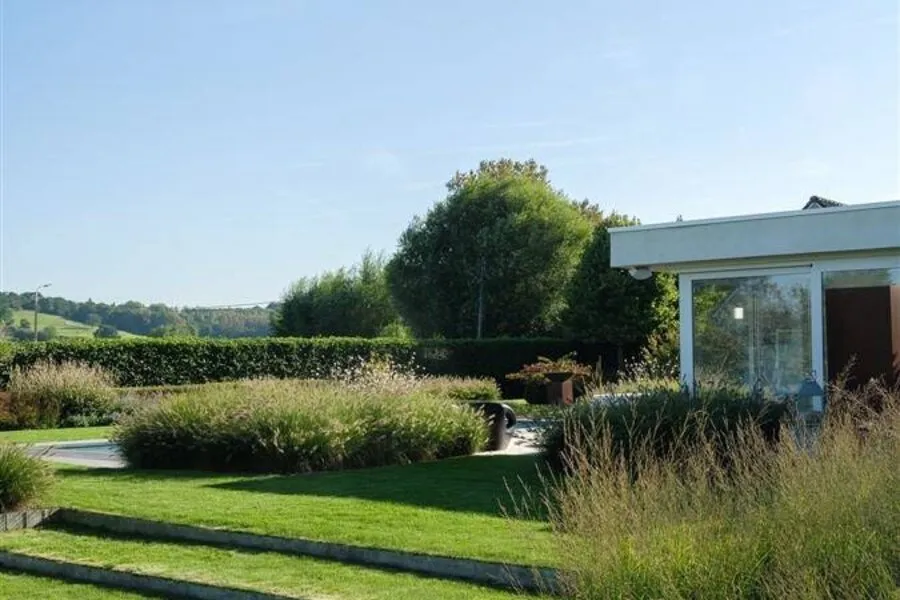 Jardin - Villa avec Vue Panoramique dans le Pays des Collines