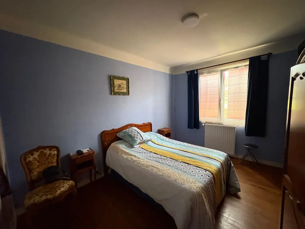 Camere da letto - 4-Bedroom House with Garden in Lahonce