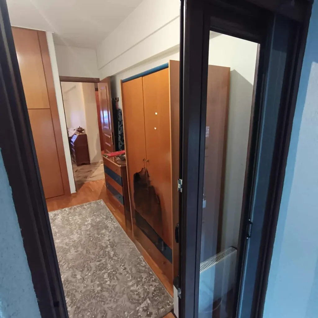 Esik - Flat with Panoramic View in Thessaloniki
