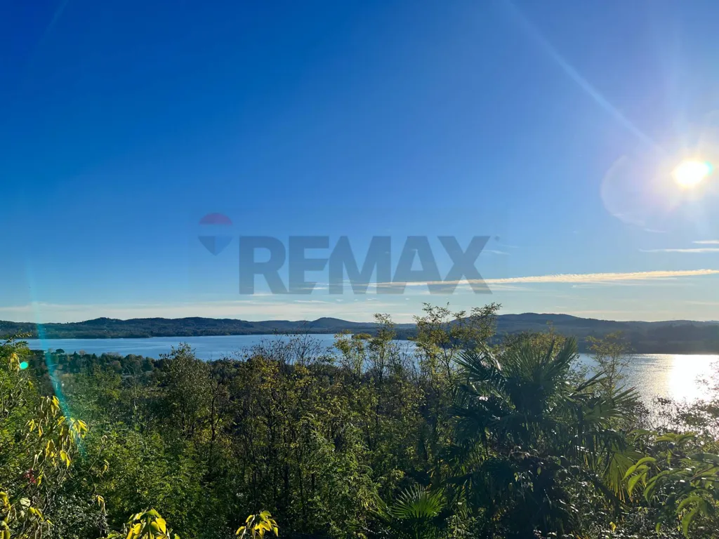 Buildable Land with Lake View in Gavirate