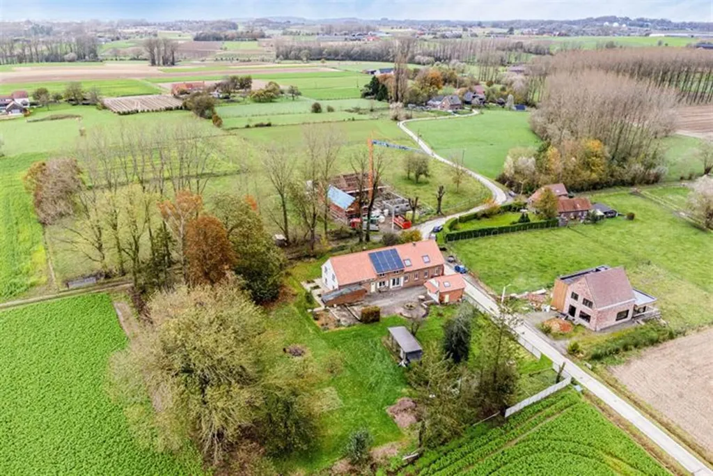Õhuvaade - Spacious House with Garden in Herne