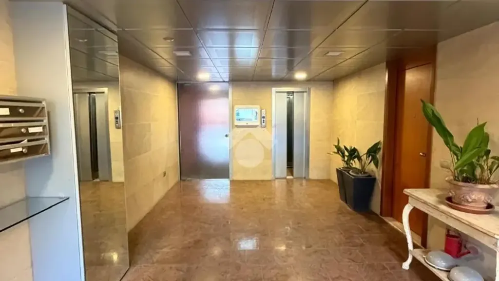 Entrée - Bright 2-Bedroom Apartment with Balcony in Basiglio