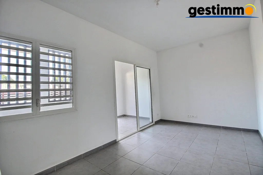 Stanze - Recent 2-Bedroom Apartment in Macouria