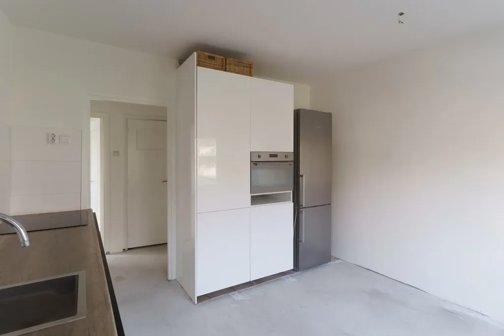Köök - Portiekflat with Balcony in Delft
