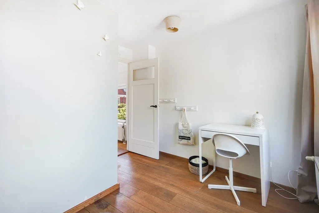4-toaline maja asukohas Den Haag