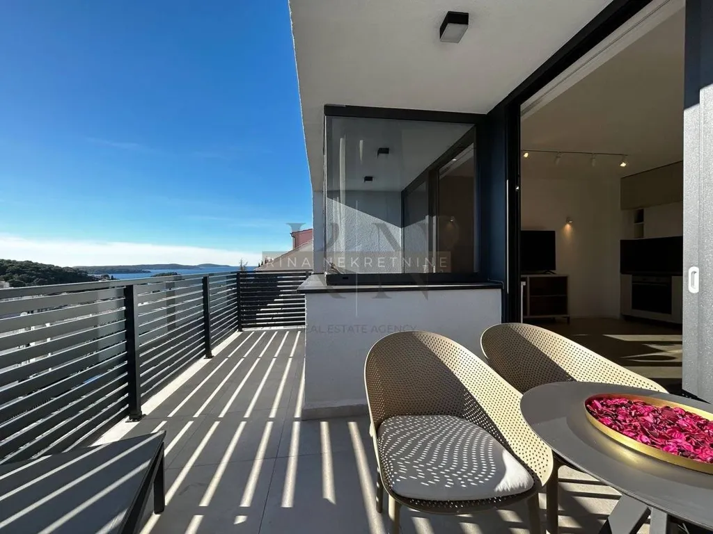 Balcon - Luxury Villa with Seafront in Hvar