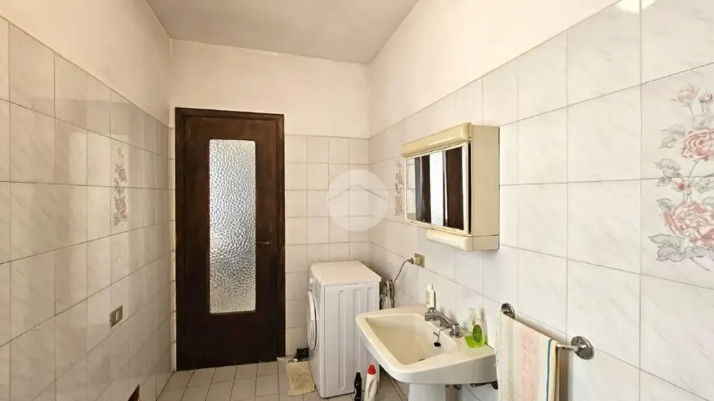 Bagni - Casa indipendente con cortile a Torrazza Piemonte