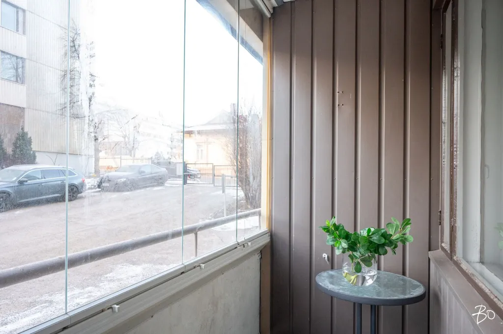 balcony