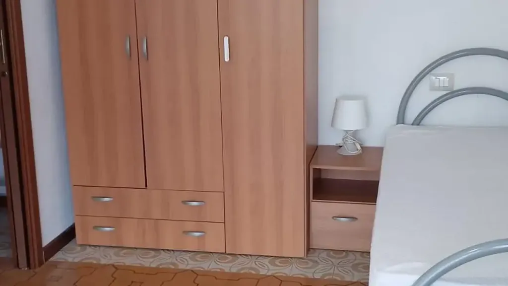 Magamistoad - Spacious Apartment with Balcony in Pisa
