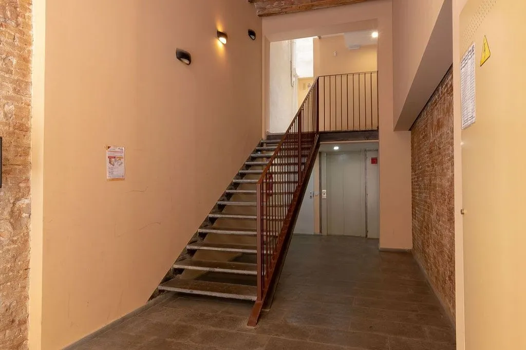 Pièces - Furnished Flat with Balcony in Barcelona