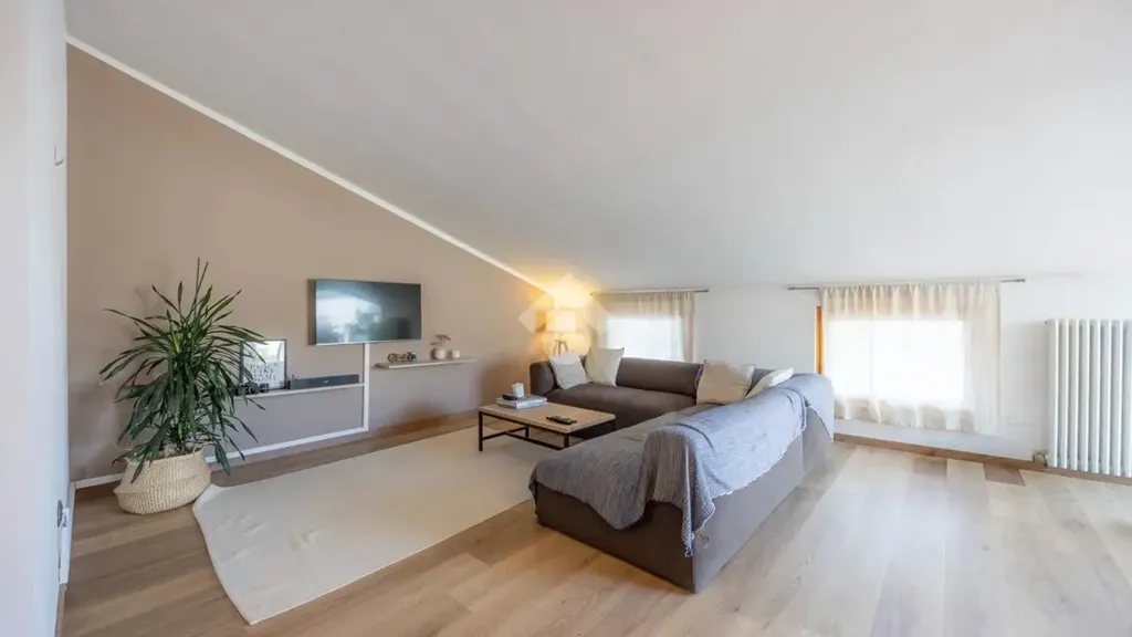 Soggiorno - 4-Bedroom Apartment with Terrace in Dolcè