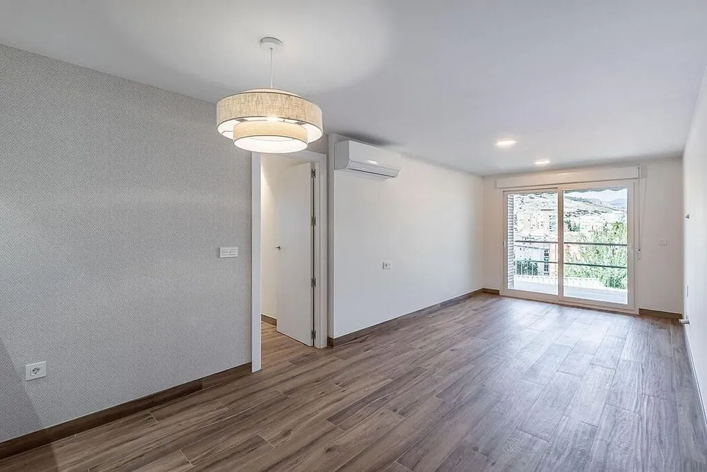 Toad - Modern Flat with Views in Zaidín, Granada