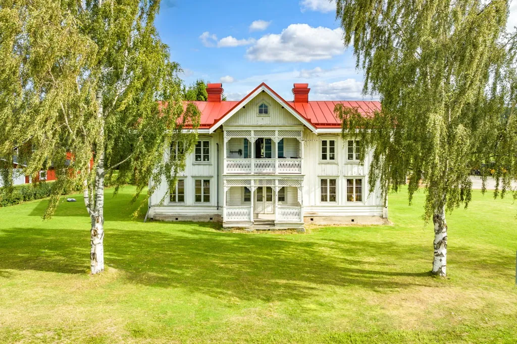 Vue aérienne - Well-Preserved Villa with Nature Access on Indalsvägen