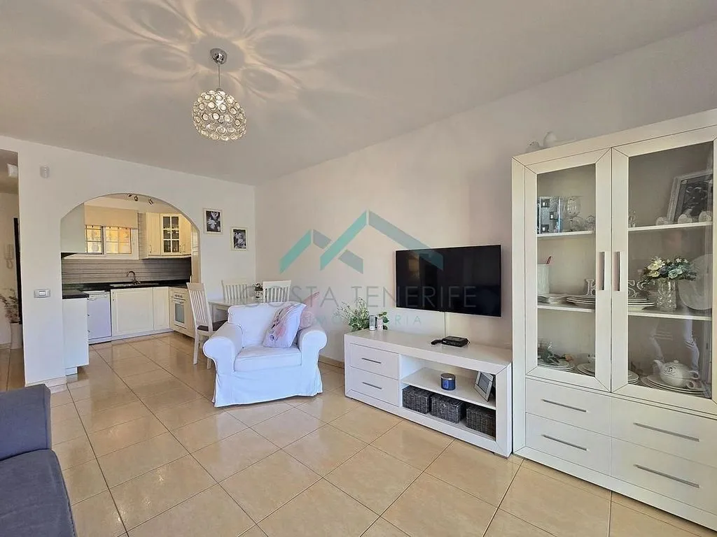 Living Room - 1-Bedroom Apartment with Pool in Palm Mar