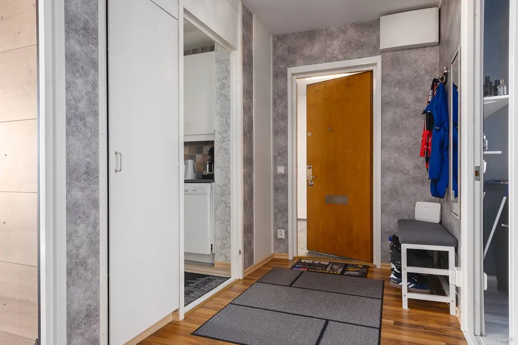 Entrée - Apartment with South-East View in Vänersborg